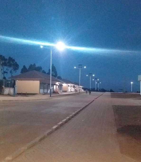略阳县非洲科特迪瓦太阳能路灯工程